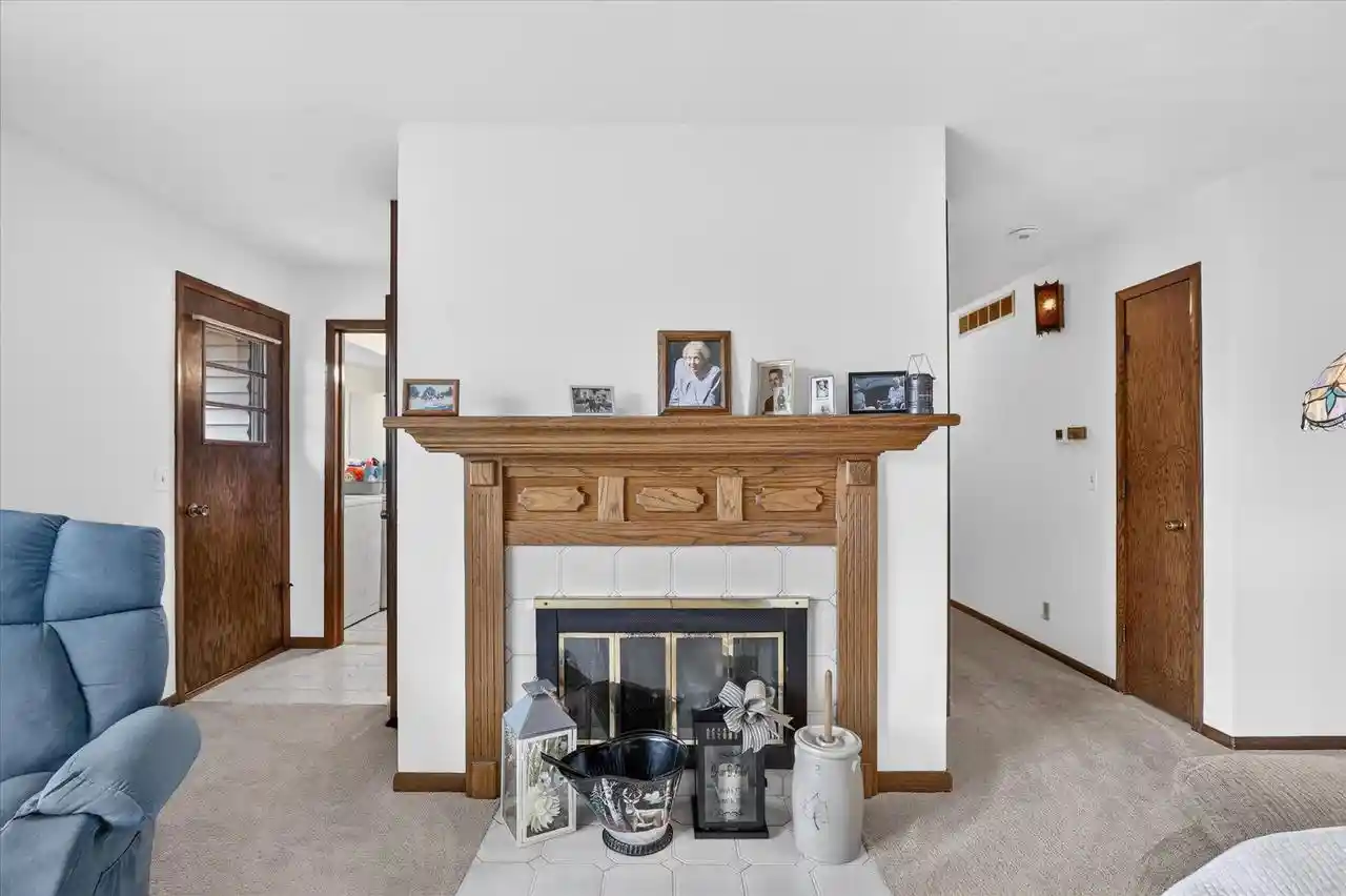 Photo 3 of Single family home for sale at 906 Nicolet St, Janesville, WI 53546 | MLS# 2032743 | Listing updated on 2026-09-23