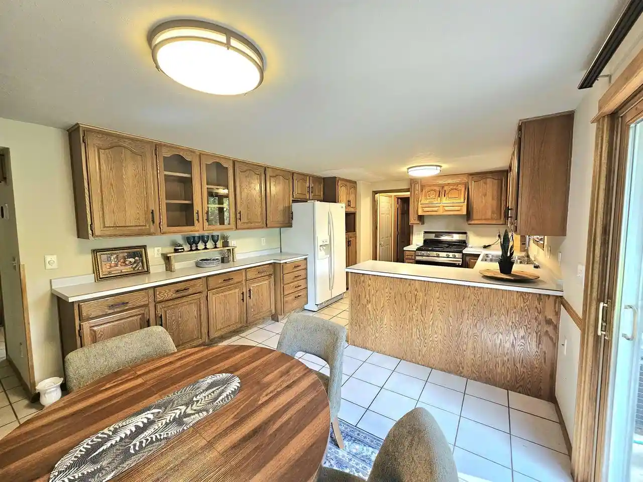 Photo 2 of Single family home for sale at 2456 Heather Rd, Green Bay, WI 54311 | MLS# 50332733 | Listing updated on 2026-09-24