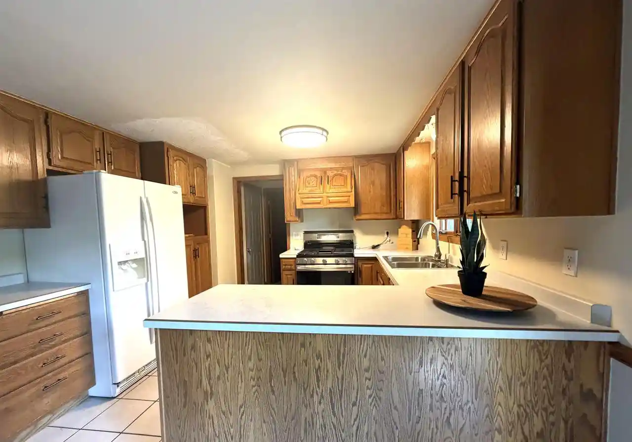 Photo 3 of Single family home for sale at 2456 Heather Rd, Green Bay, WI 54311 | MLS# 50332733 | Listing updated on 2026-09-24