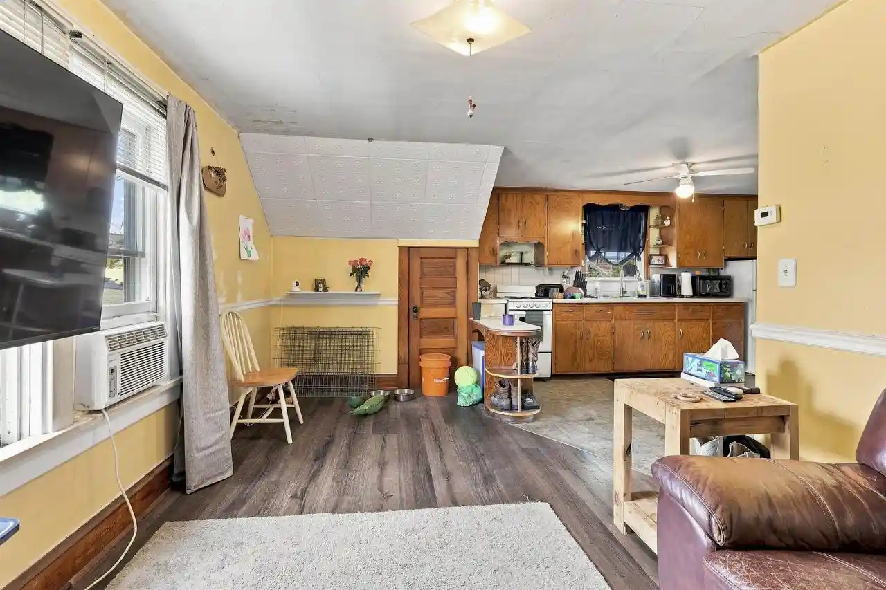 Photo 4 of Single family home for sale at 703 Park Ave, Little Chute, WI 54140 | MLS# 50332734 | Listing updated on 2026-09-29