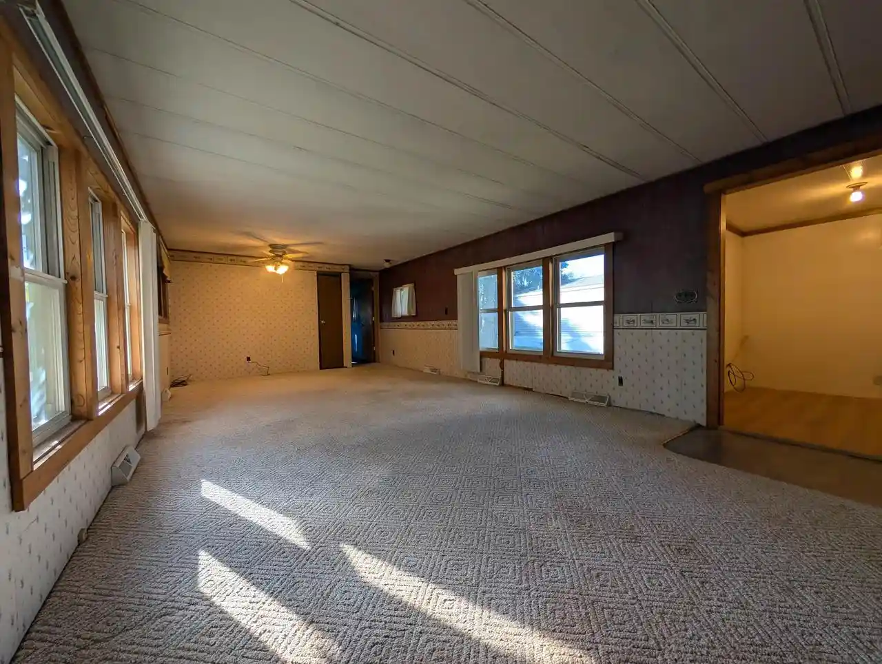 Photo 2 of Single family home for sale at 38005 Highway 18 St, Prairie Du Chien, WI 53821 | MLS# 2032740 | Listing updated on 2026-09-15