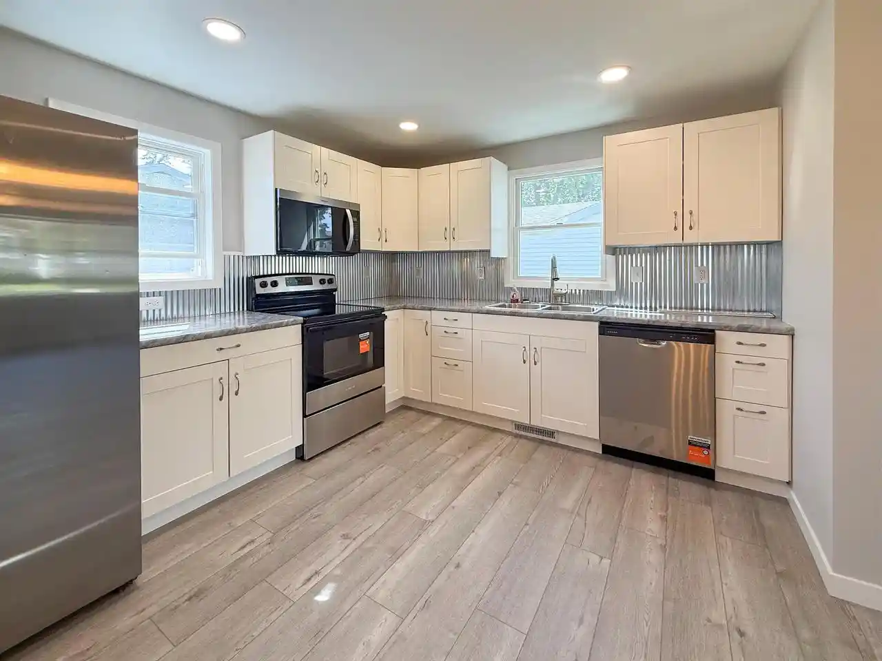 Photo 2 of Single family home for sale at 1235 E Sylvan Ave, Appleton, WI 54915 | MLS# 2032742 | Listing updated on 2026-09-20