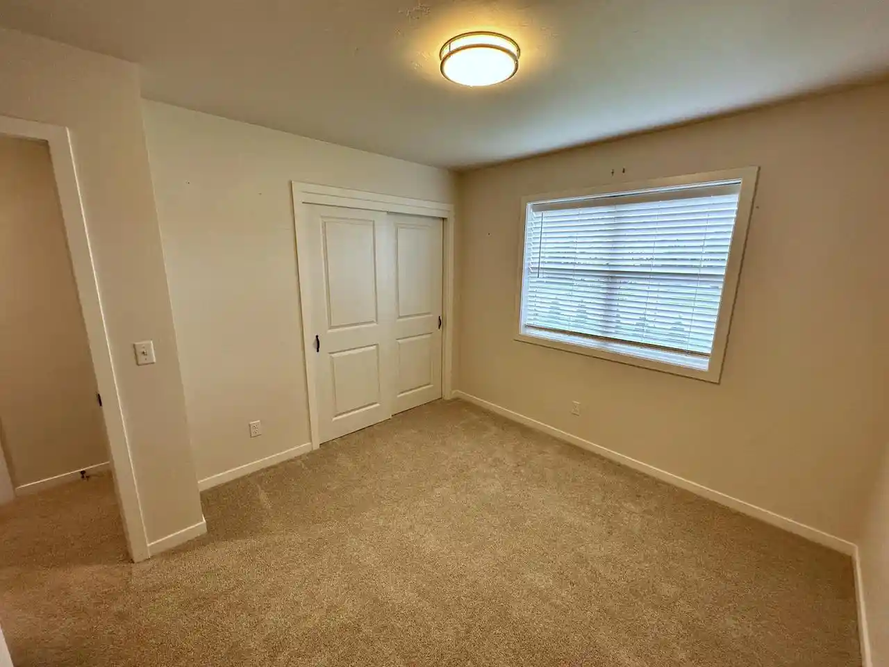 Photo 3 of Sale Pending at 1033 Cole Ct, Sheboygan Falls, WI 53085 | MLS# 1980748 | Listing updated on 2026-09-21