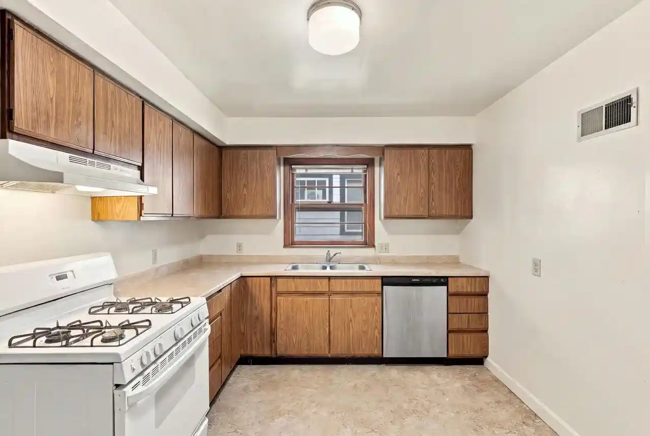Photo 3 of Multi family home for sale at 1631 Jefferson St, Madison, WI 53711 | MLS# 2032754 | Listing updated on 2026-09-29