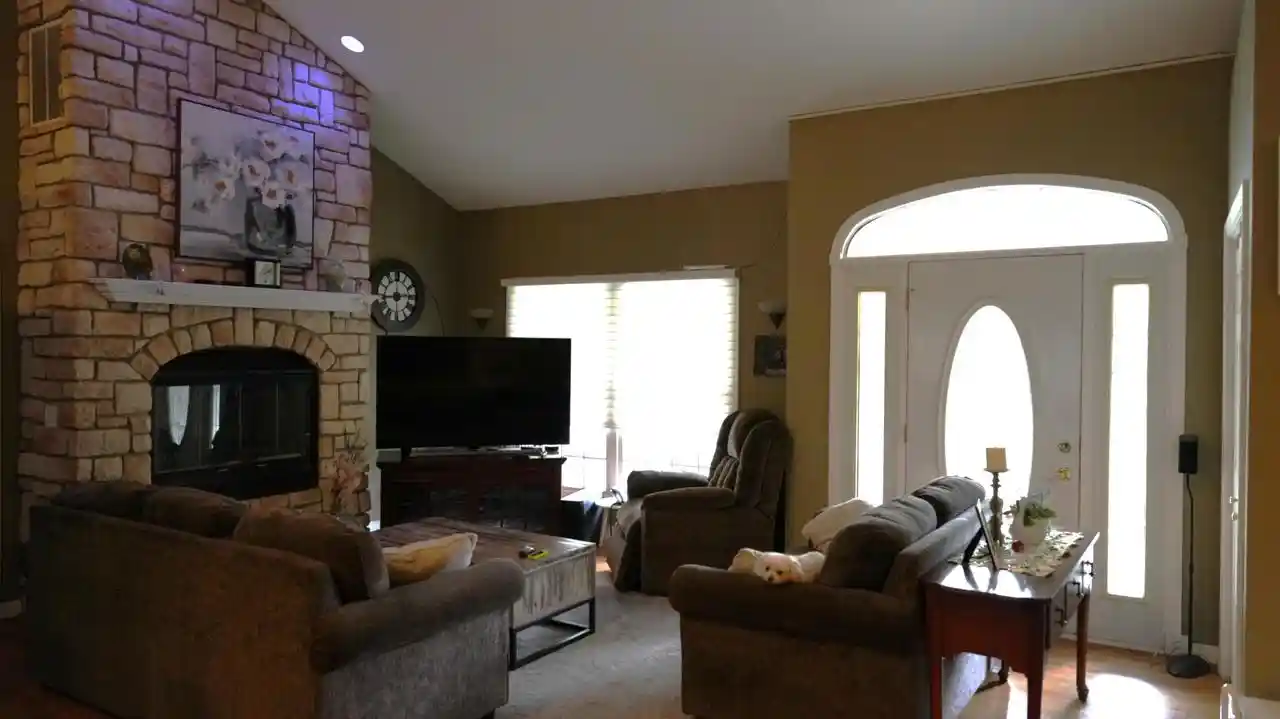 Photo 4 of Single family home for sale at 1528 E Lakeshore Dr, Twin Lakes, WI 53181 | MLS# 1980779 | Listing updated on 2026-09-17