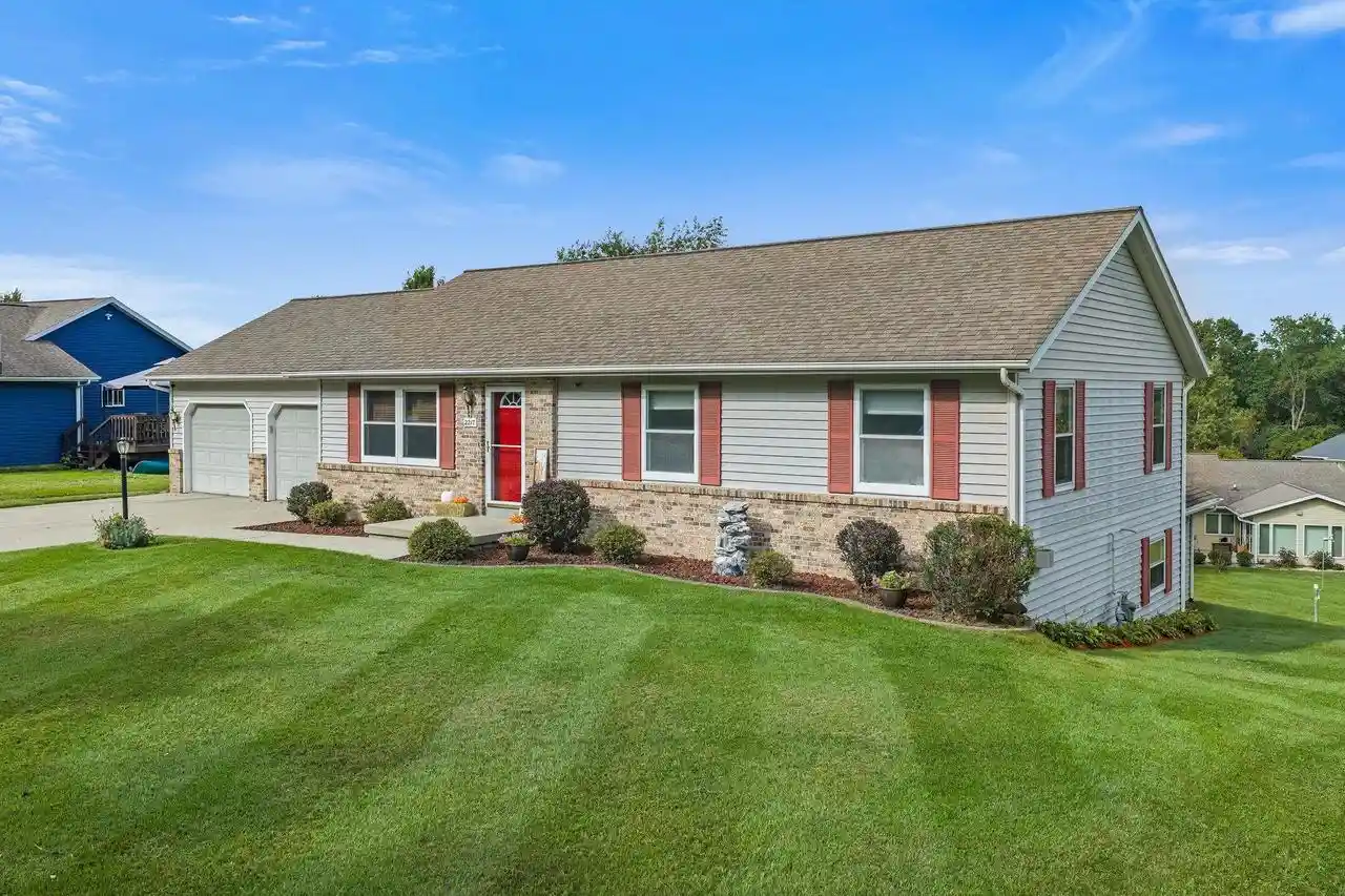 Photo 1 of Single family home for sale at 2217 Winfield Dr, Reedsburg, WI 53959 | MLS# 2032769 | Listing updated on 2026-09-18