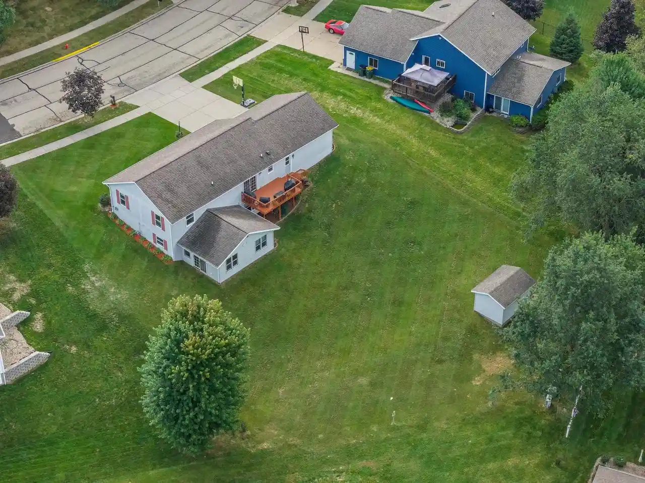 Photo 3 of Single family home for sale at 2217 Winfield Dr, Reedsburg, WI 53959 | MLS# 2032769 | Listing updated on 2026-09-18