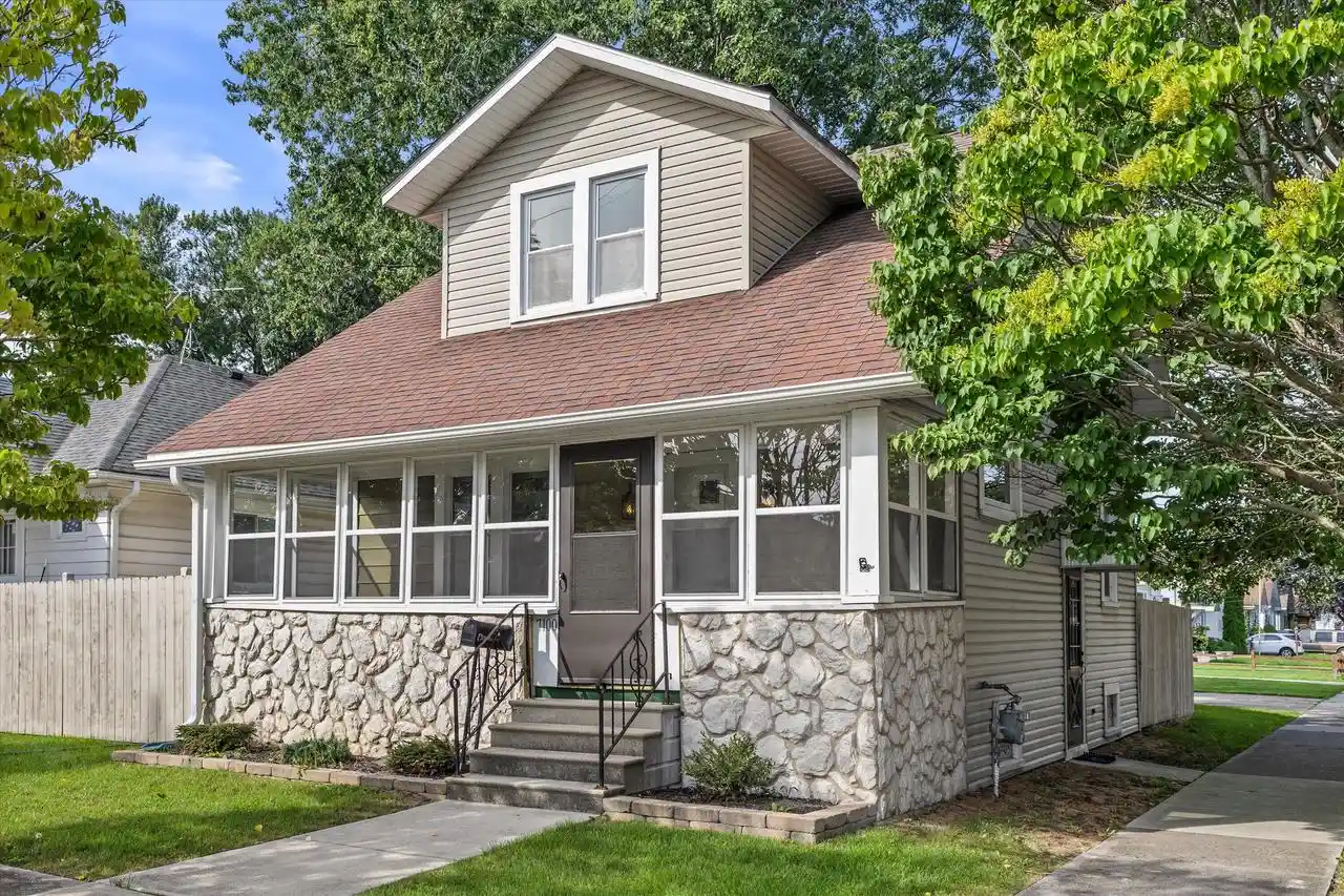 Photo 1 of Single family home for sale at 7100 24th Avenue, Kenosha, WI 53143 | MLS# 1980783 | Listing updated on 2026-09-18