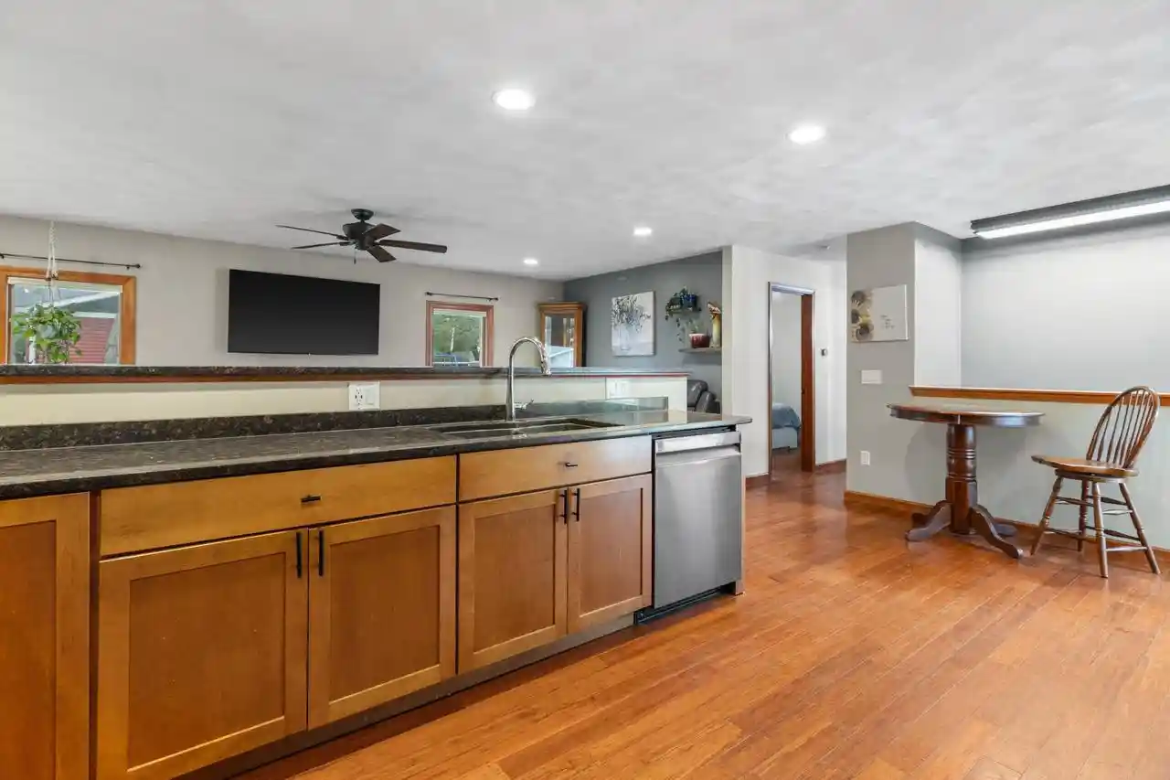 Photo 3 of Single family home for sale at 464 W Church St, Evansville, WI 53536 | MLS# 1980786 | Listing updated on 2026-09-18