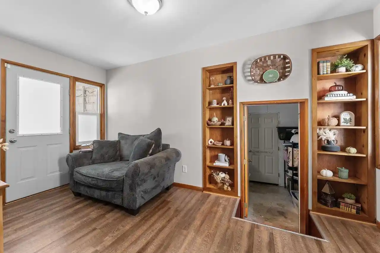 Photo 3 of Sale Pending at 437 N Walnut St, Reedsburg, WI 53959 | MLS# 2032770 | Listing updated on 2026-09-19