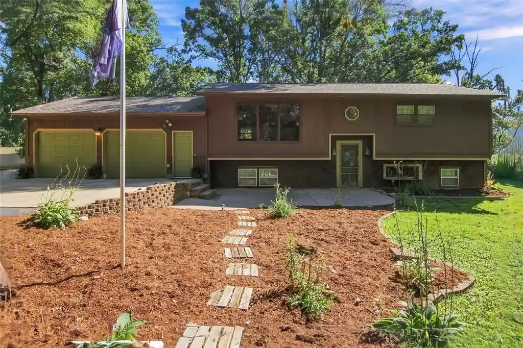 Photo 1 of Single family home for sale at 351 Pavelski Rd, Eau Claire, WI 54703 | MLS# 1605013 | Listing updated on 2026-09-23