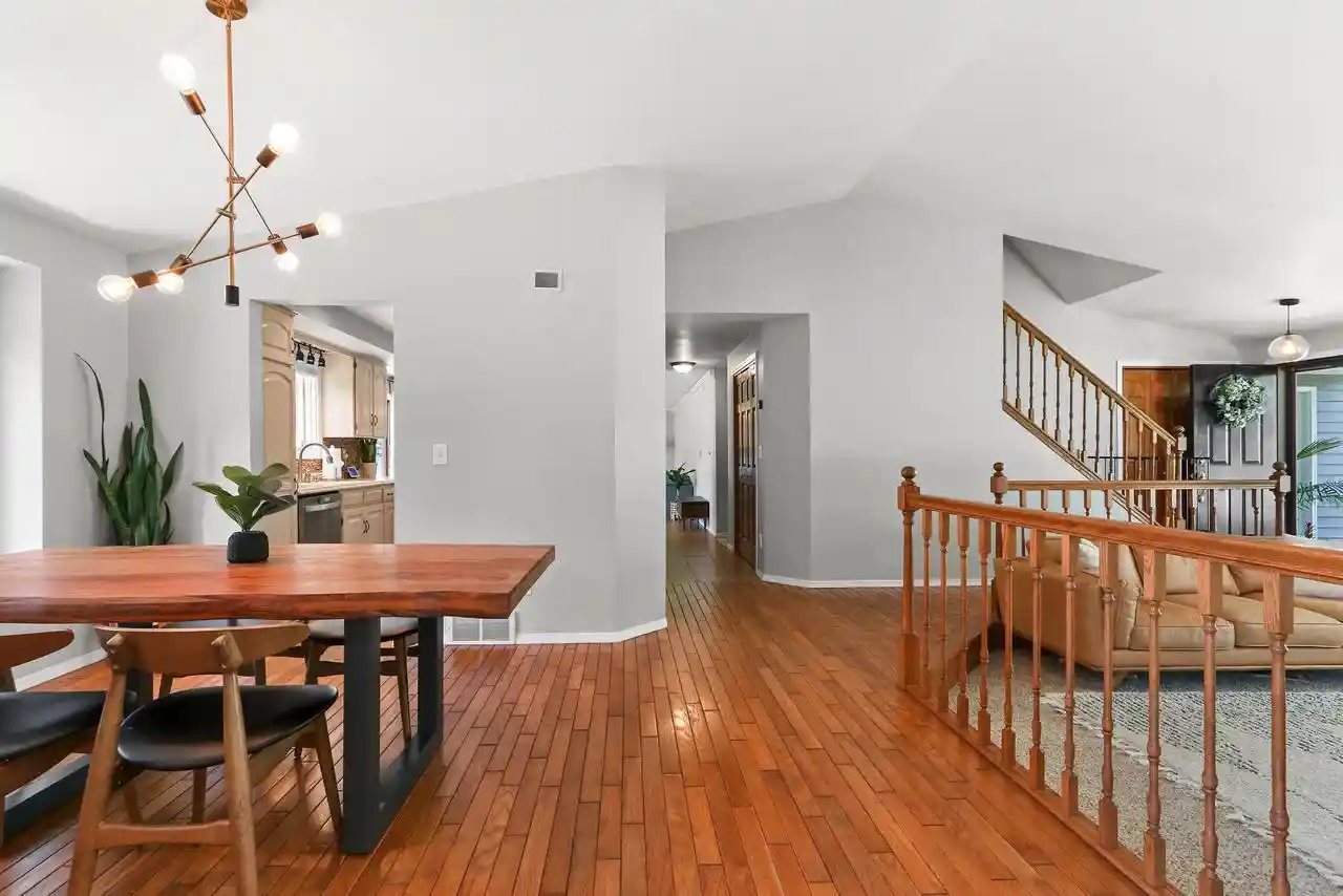 Photo 3 of Single family home for sale at 2648 Vonda Dr, Green Bay, WI 54311 | MLS# 50332740 | Listing updated on 2026-09-22