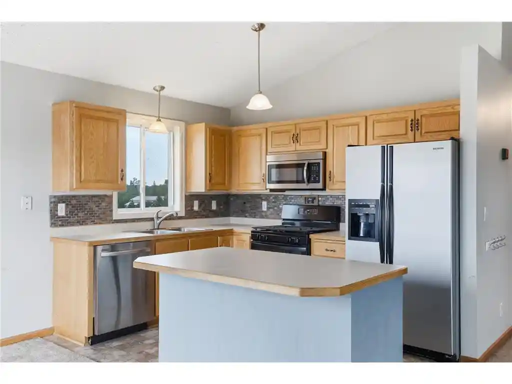 Photo 3 of Single family home for sale at 926 189th Avenue, New Richmond, WI 54017 | MLS# 7122233 | Listing updated on 2026-09-17