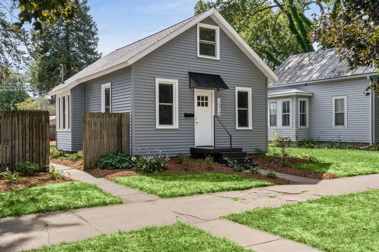 Photo 1 of Single family home for sale at 1574 Denton St, La Crosse, WI 54601 | MLS# 1980794 | Listing updated on 2026-09-16