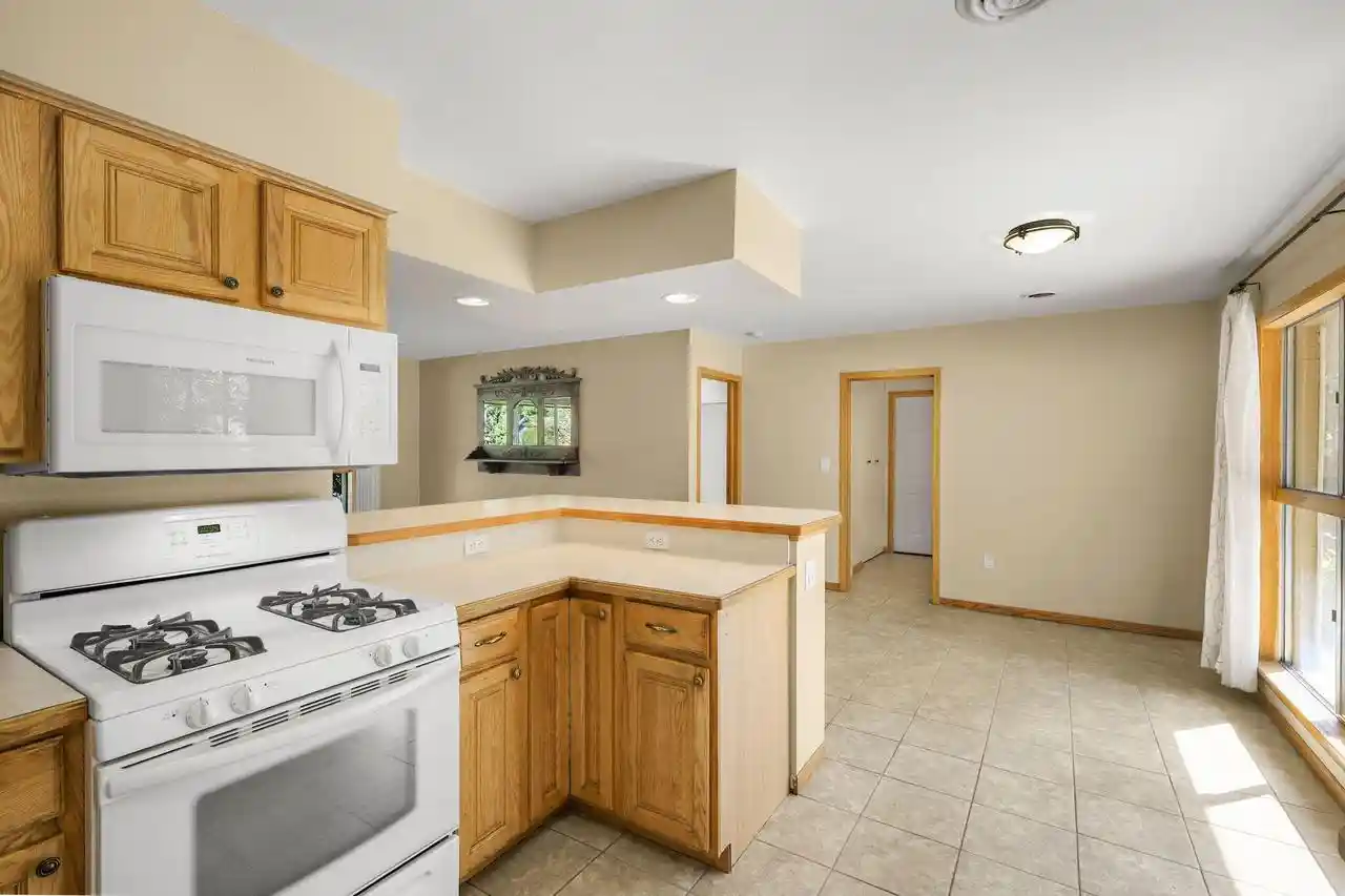 Photo 3 of Single family home for sale at 5805 Yorkshire Rd, Madison, WI 53711 | MLS# 1980814 | Listing updated on 2026-09-18