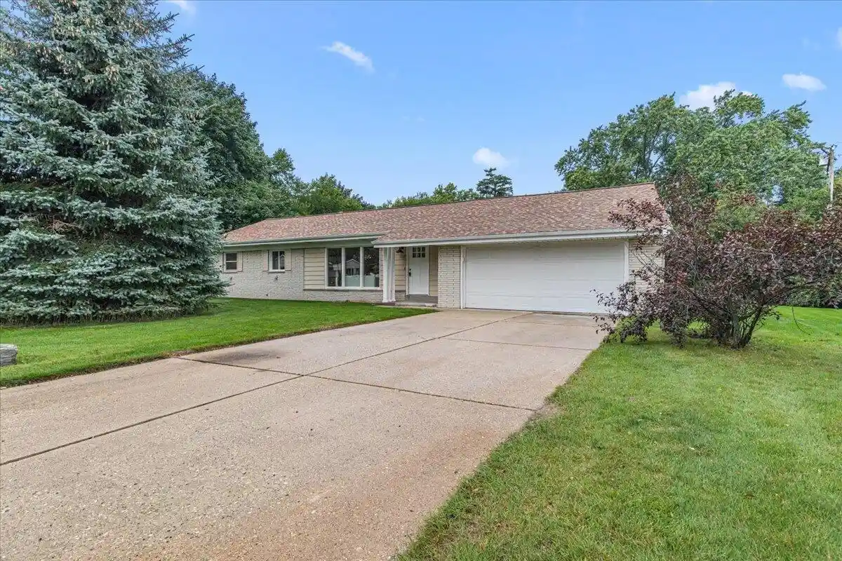 Photo 1 of Single family home for sale at 8048 N Greenview Ct, Milwaukee, WI 53223 | MLS# 1980816 | Listing updated on 2026-09-18