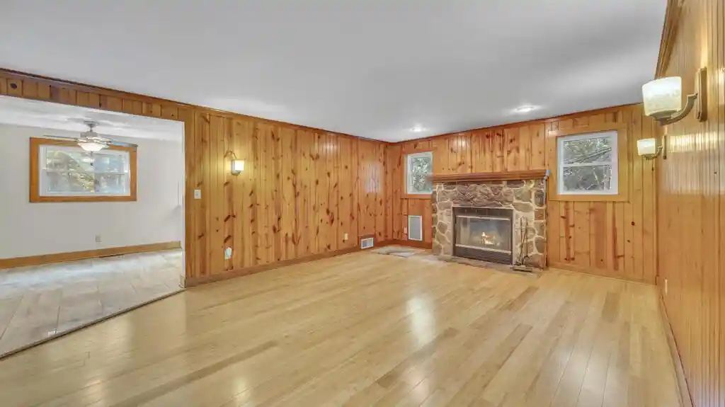 Photo 2 of Single family home for sale at 5529 Evergreen Dr, Sheboygan, WI 53081 | MLS# 1980820 | Listing updated on 2026-10-05