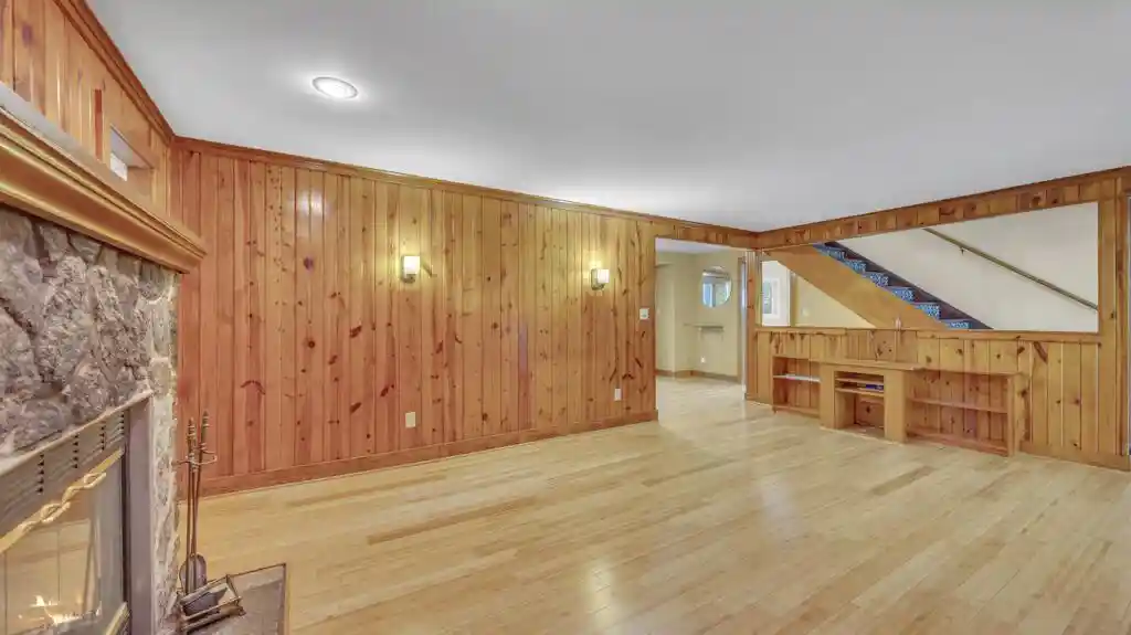 Photo 3 of Single family home for sale at 5529 Evergreen Dr, Sheboygan, WI 53081 | MLS# 1980820 | Listing updated on 2026-10-05
