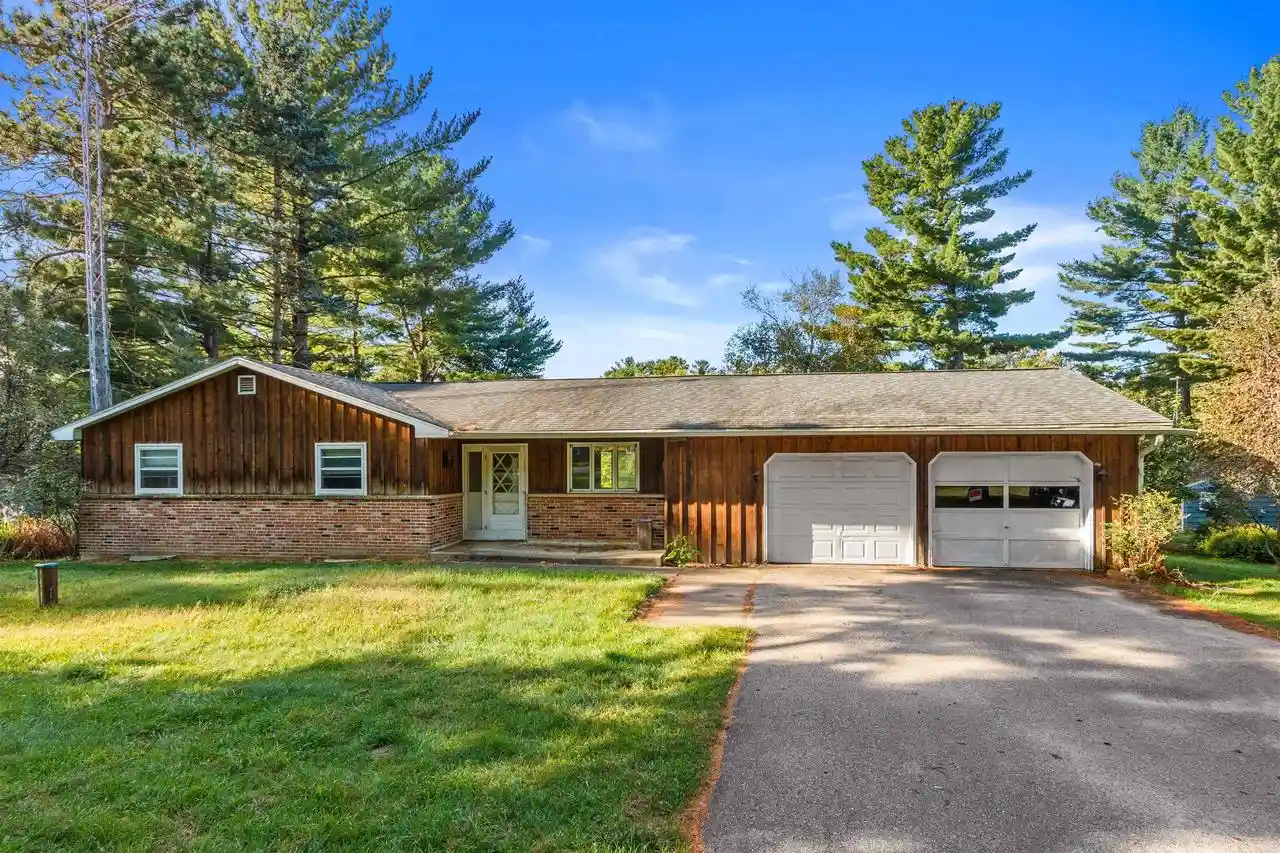 Photo 1 of Single family home for sale at N3779 County Rd G, Wautoma, WI 54982 | MLS# 50332739 | Listing updated on 2026-09-16
