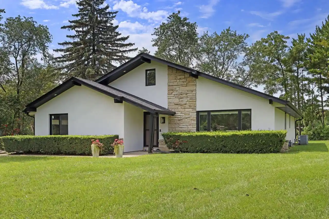 Photo 1 of Single family home for sale at 2112 47th Avenue, Kenosha, WI 53144 | MLS# 1980819 | Listing updated on 2026-09-16