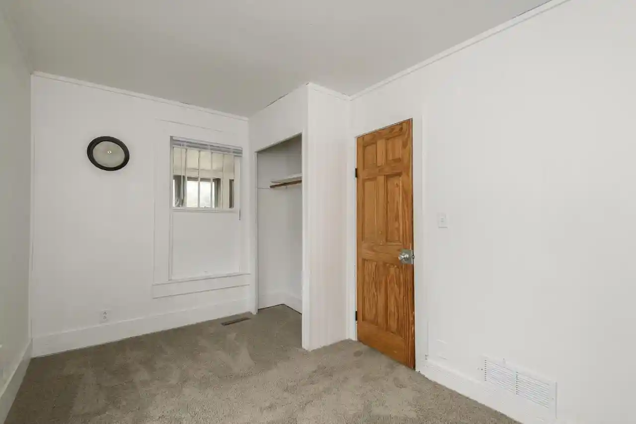 Photo 3 of Single family home for sale at 923 Randall St, Beloit, WI 53511 | MLS# 1980823 | Listing updated on 2026-09-17