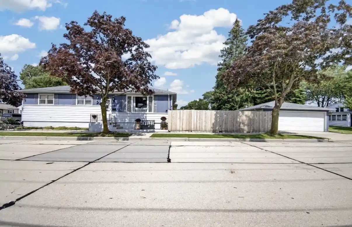 Photo 1 of Single family home for sale at 744 Shoreland Dr, Racine, WI 53402 | MLS# 1980821 | Listing updated on 2026-09-22