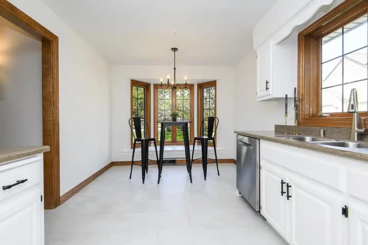 Listing Photo 4 - Condo for sale in building located at 18465th St Andrew Ct, Brookfield, WI 53045 - Unit #A