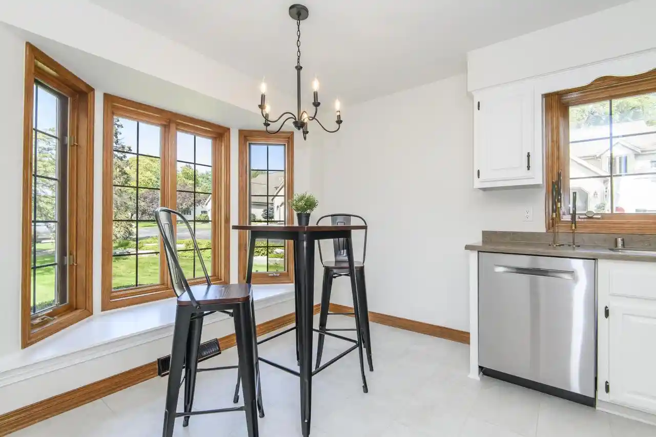 Listing Photo 5 - Condo for sale in building located at 18465th St Andrew Ct, Brookfield, WI 53045 - Unit #A