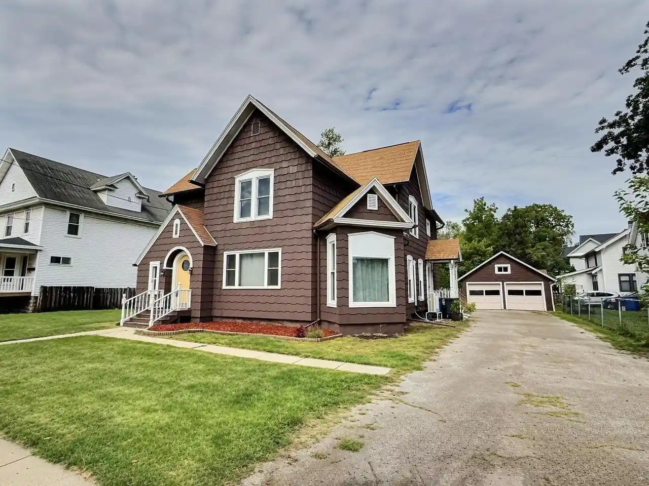 Photo 1 of Multi family home for sale at 610 W Irving Ave, Oshkosh, WI 54901 | MLS# 50332761 | Listing updated on 2026-09-16