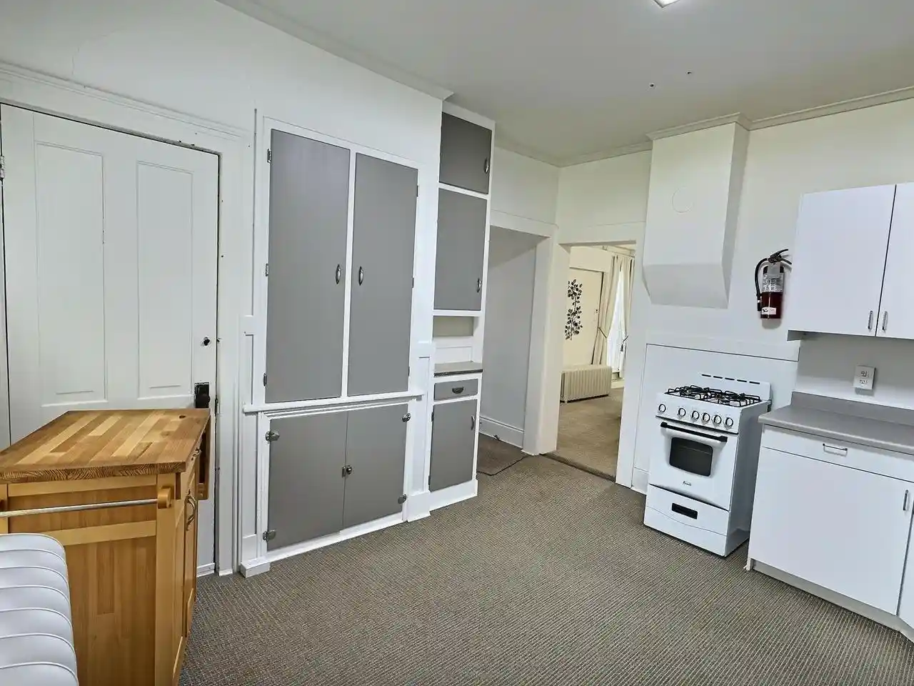 Photo 4 of Multi family home for sale at 610 W Irving Ave, Oshkosh, WI 54901 | MLS# 50332761 | Listing updated on 2026-09-16