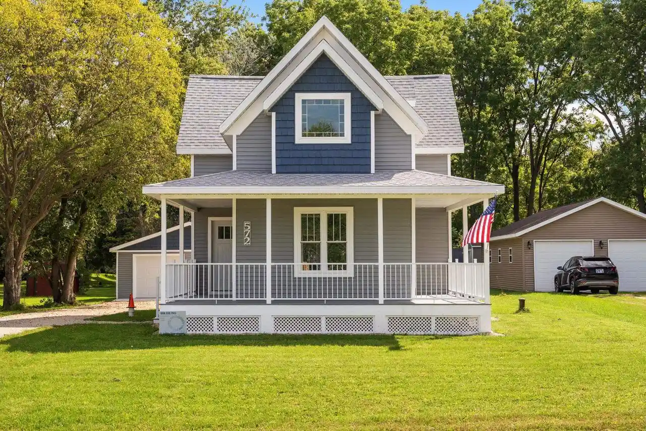 Photo 1 of Single family home for sale at 572 Edgerton Rd, Edgerton, WI 53534 | MLS# 2032796 | Listing updated on 2026-09-18