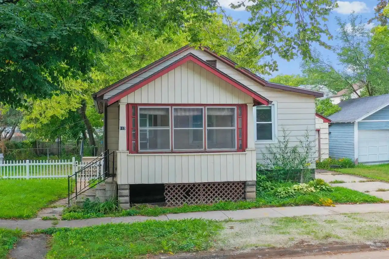 Photo 1 of Single family home for sale at 115 N Irwin Ave, Green Bay, WI 54301 | MLS# 50332758 | Listing updated on 2026-09-22