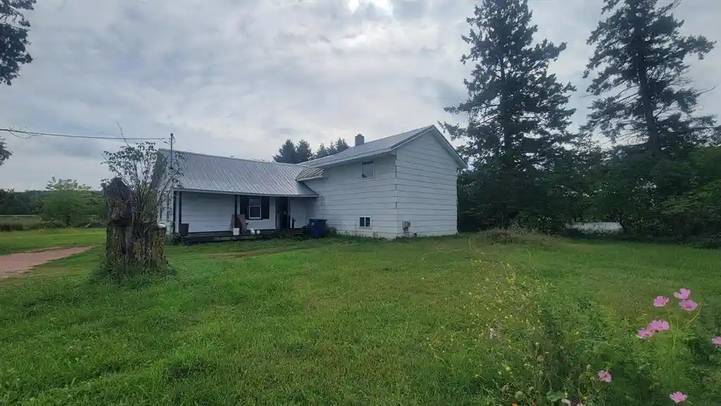 Photo 1 of Single family home for sale at 3585 Highway 49, Rosholt, WI 54473 | MLS# 1605185 | Listing updated on 2026-09-17