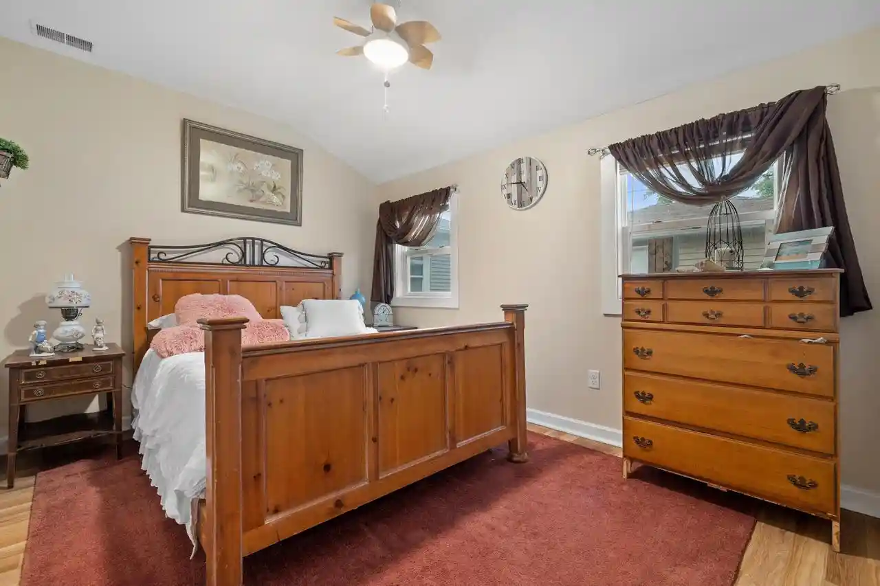 Photo 3 of Single family home for sale at 1221 N Main St, Racine, WI 53402 | MLS# 1980829 | Listing updated on 2026-09-16