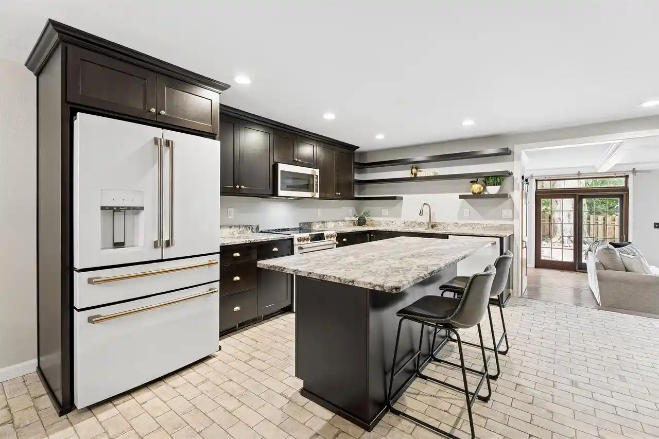 Photo 2 of Single family home for sale at 1214 Irwin Ave, De Pere, WI 54115 | MLS# 50332765 | Listing updated on 2026-09-21