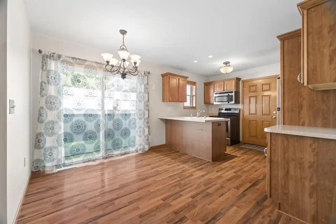 Photo 3 of Single family home for sale at 10 S Royal Ave, Fond Du Lac, WI 54935 | MLS# 50332764 | Listing updated on 2026-09-18