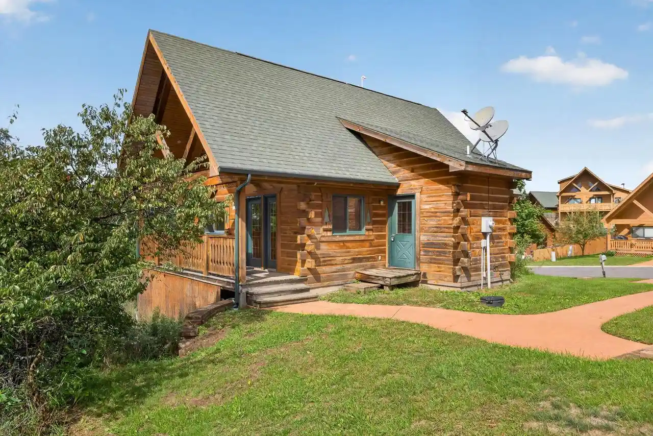 Photo 1 of Single family home for sale at 441 Overlook Ct, Warrens, WI 54666 | MLS# 1980841 | Listing updated on 2026-09-24