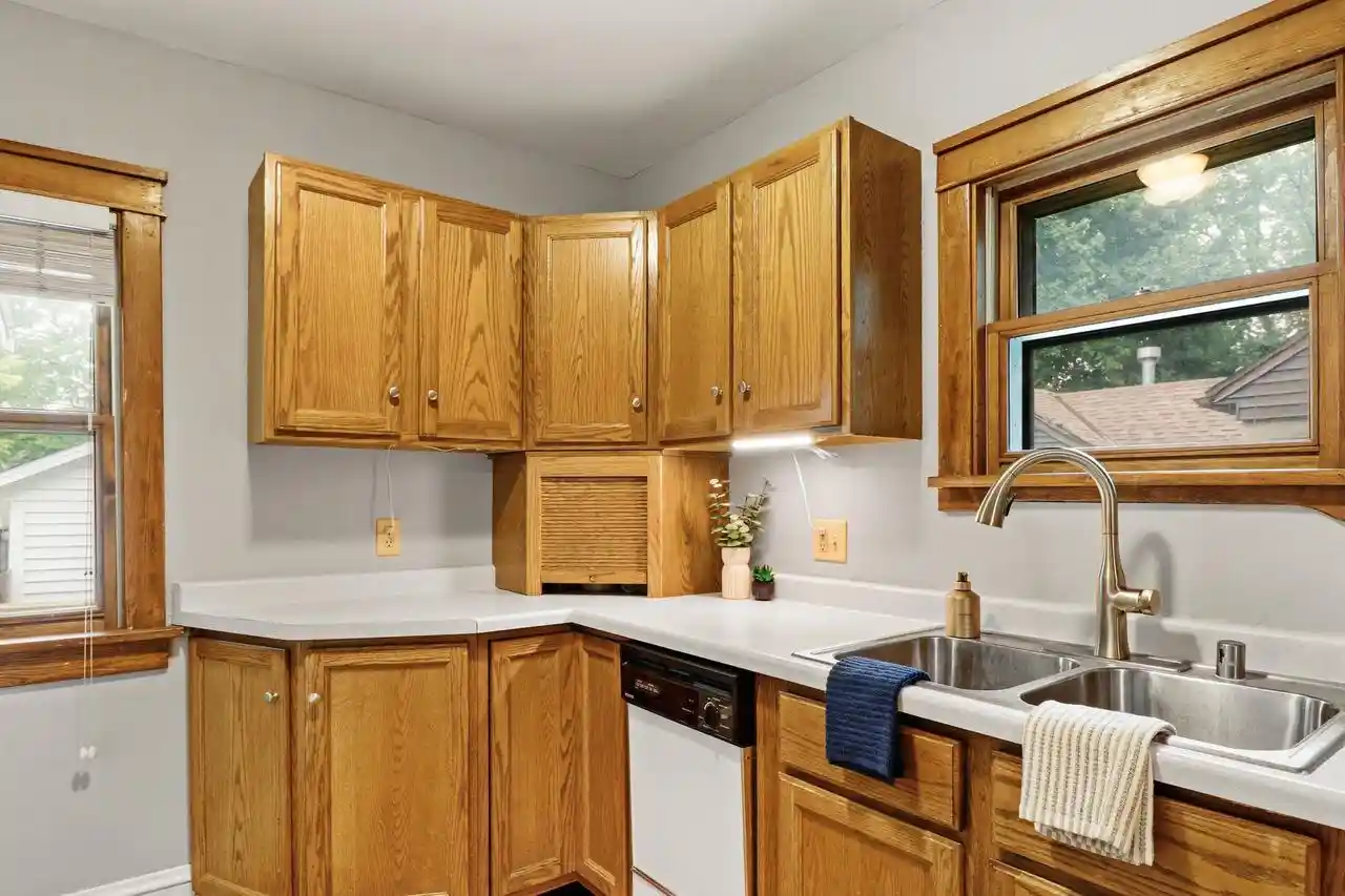Photo 2 of Single family home for sale at 1946 E Dayton St, Madison, WI 53704 | MLS# 2032806 | Listing updated on 2026-09-16