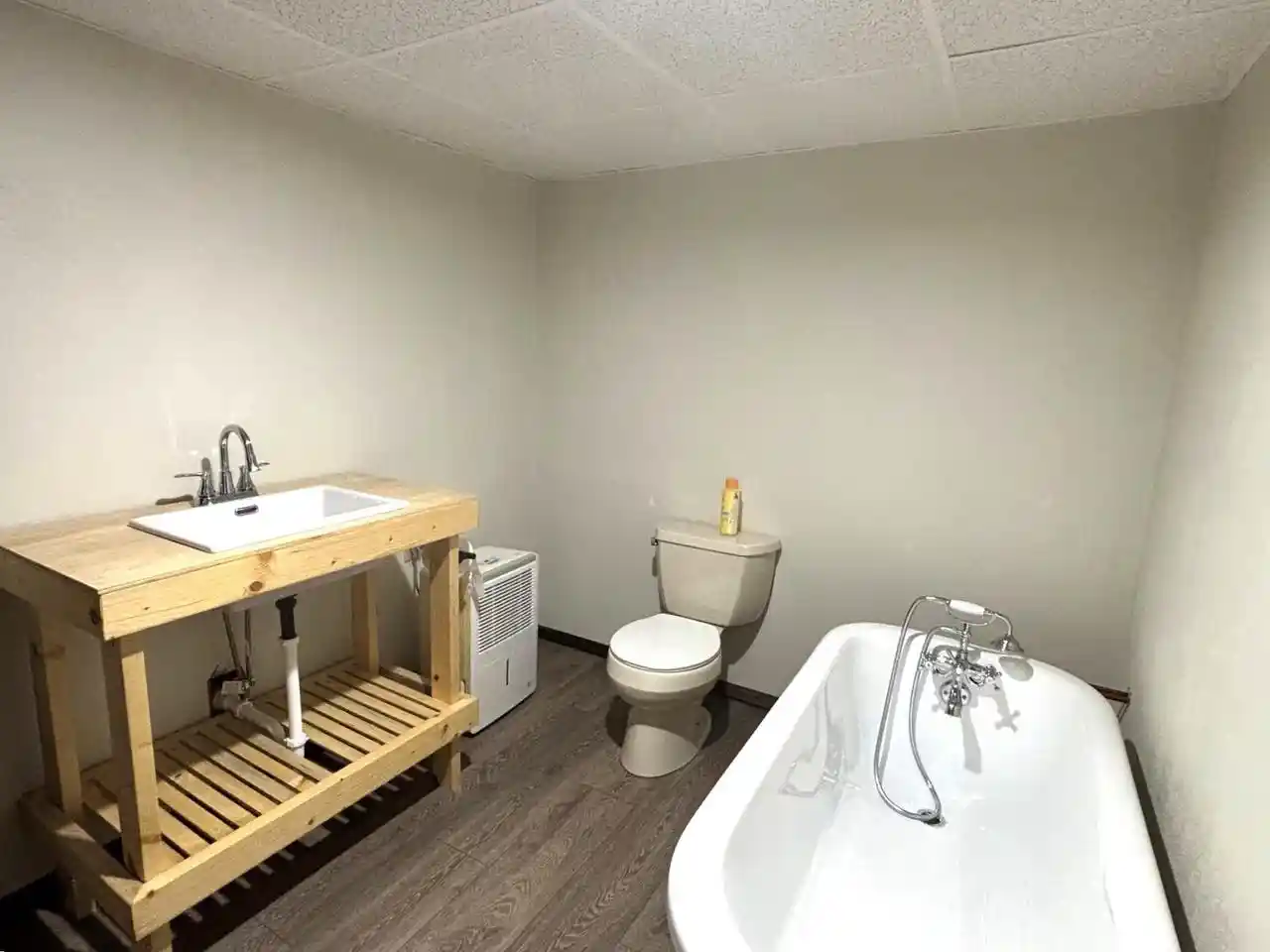 Photo 4 of Single family home for sale at 532 Willow Dr, Kaukauna, WI 54130 | MLS# 50332746 | Listing updated on 2026-09-21
