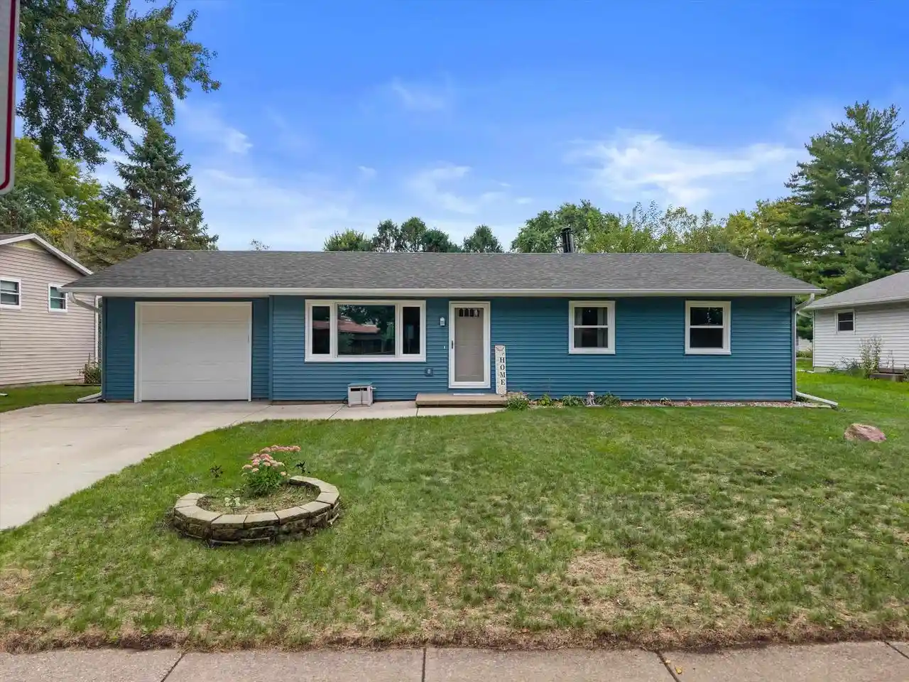Photo 1 of Single family home for sale at 4117 Donald Dr, Madison, WI 53704 | MLS# 2032808 | Listing updated on 2026-09-18