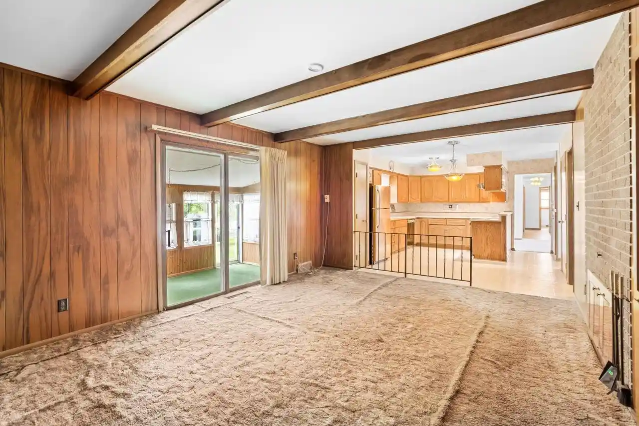 Photo 4 of Single family home for sale at 1638 Meadowlane Ave, Mount Pleasant, WI 53406 | MLS# 1980848 | Listing updated on 2026-09-22