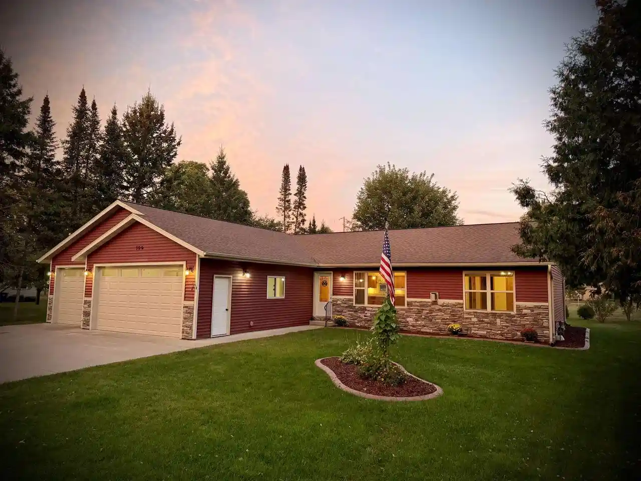 Photo 1 of Single family home for sale at 306 Birch St, Mosinee, WI 54455 | MLS# 22604594 | Listing updated on 2026-09-18