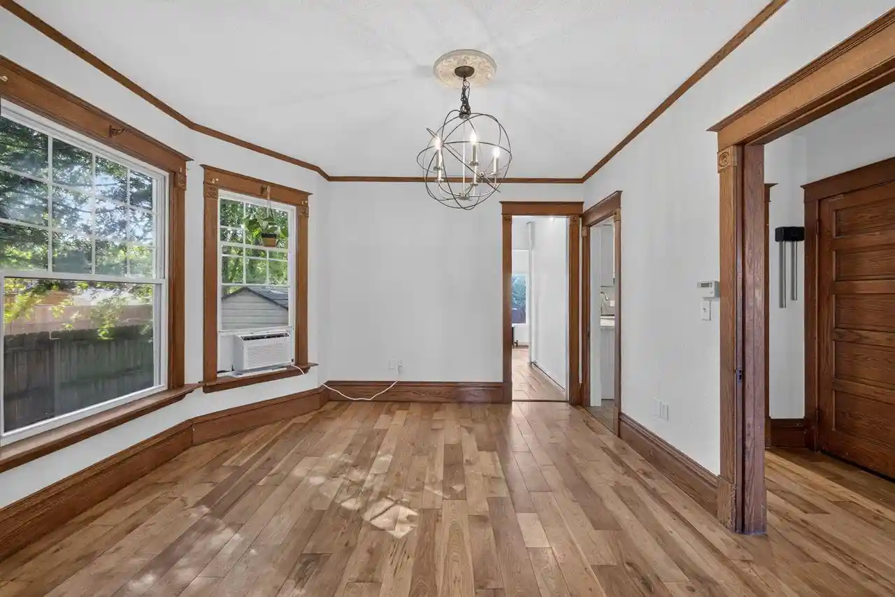 Photo 3 of Sale Pending at 1733 Charles St, La Crosse, WI 54603 | MLS# 1980851 | Listing updated on 2026-09-20