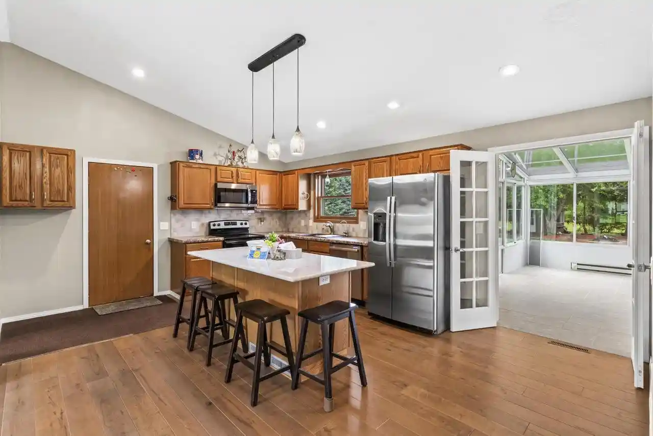 Photo 2 of Single family home for sale at N1576 Evening Star Dr, Greenville, WI 54942 | MLS# 50332768 | Listing updated on 2026-09-21