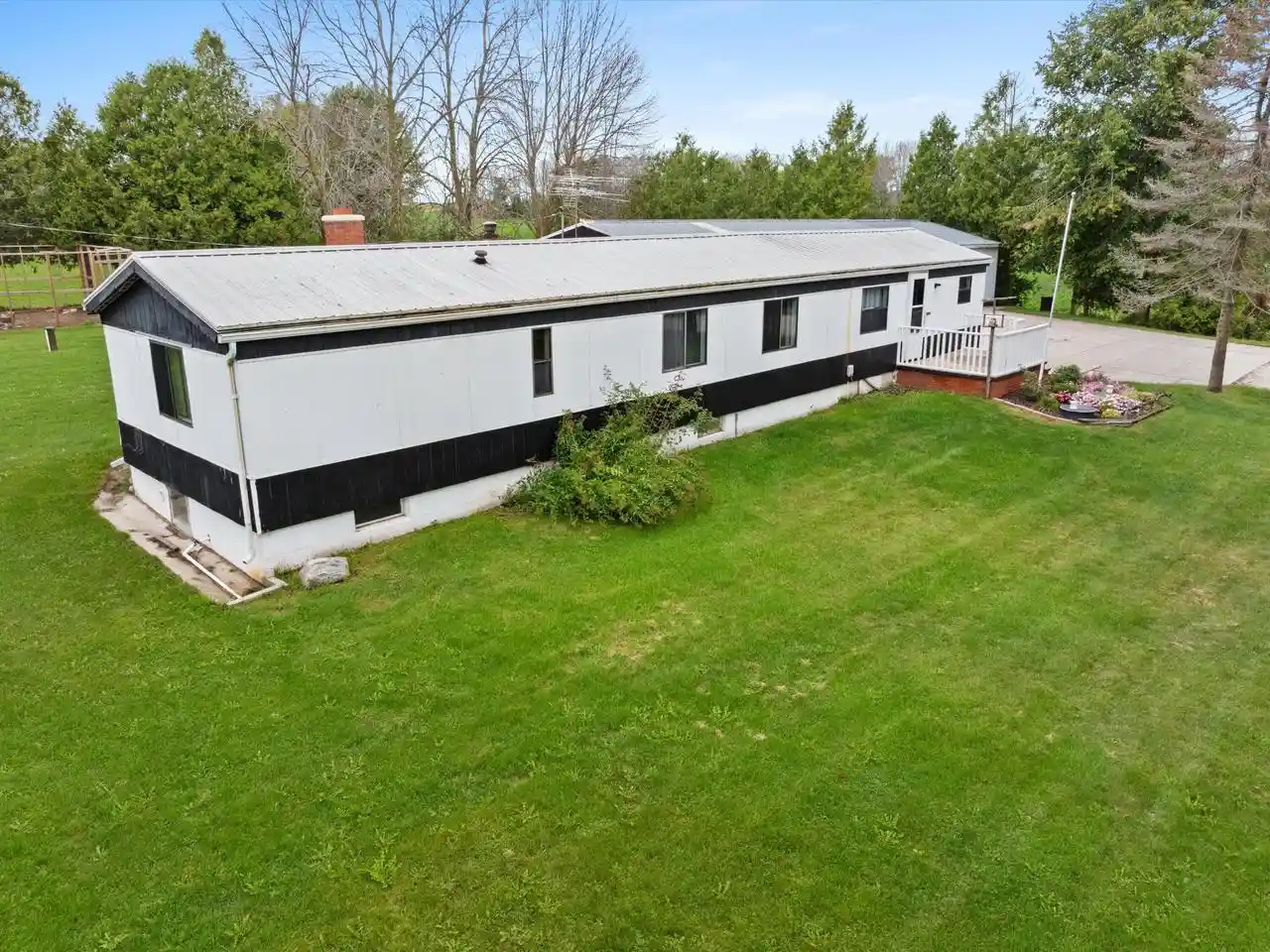 Photo 3 of Single family home for sale at N341 Woodside Rd, Kewaunee, WI 54216 | MLS# 1980854 | Listing updated on 2026-09-21
