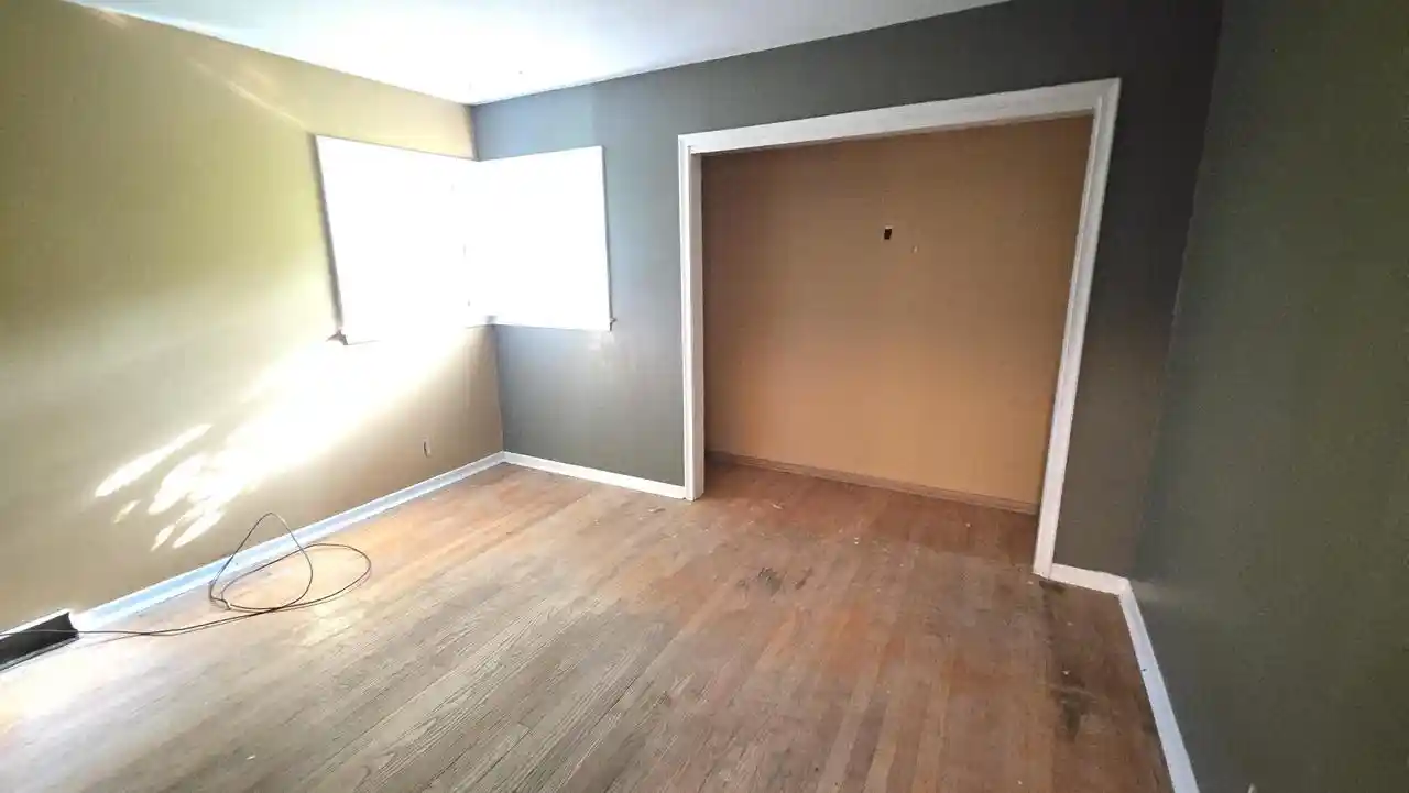 Photo 3 of Single family home for sale at 21670 Clarion Ln, Waukesha, WI 53186 | MLS# 1980855 | Listing updated on 2026-09-23