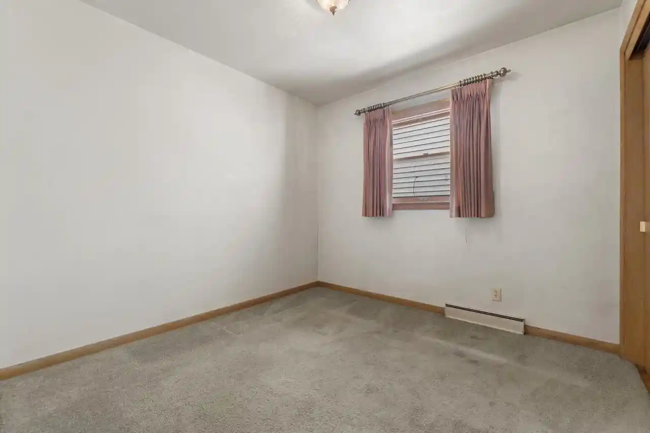 Photo 3 of Single family home for sale at 3948 E Underwood Ave, Cudahy, WI 53110 | MLS# 1980859 | Listing updated on 2026-09-16