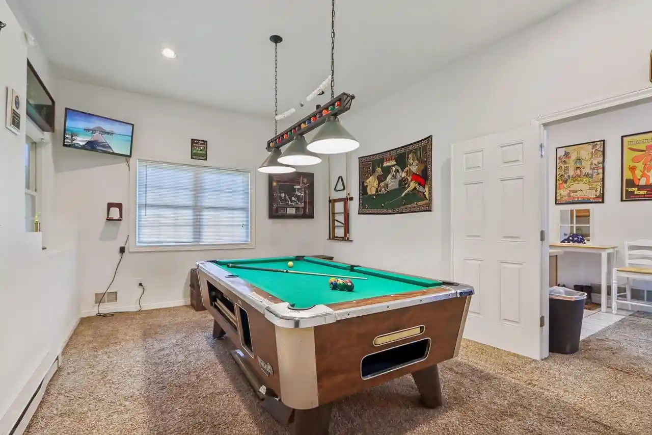 Photo 4 of Single family home for sale at 7920 Greendale Ave, Burlington, WI 53105 | MLS# 1980857 | Listing updated on 2026-09-16