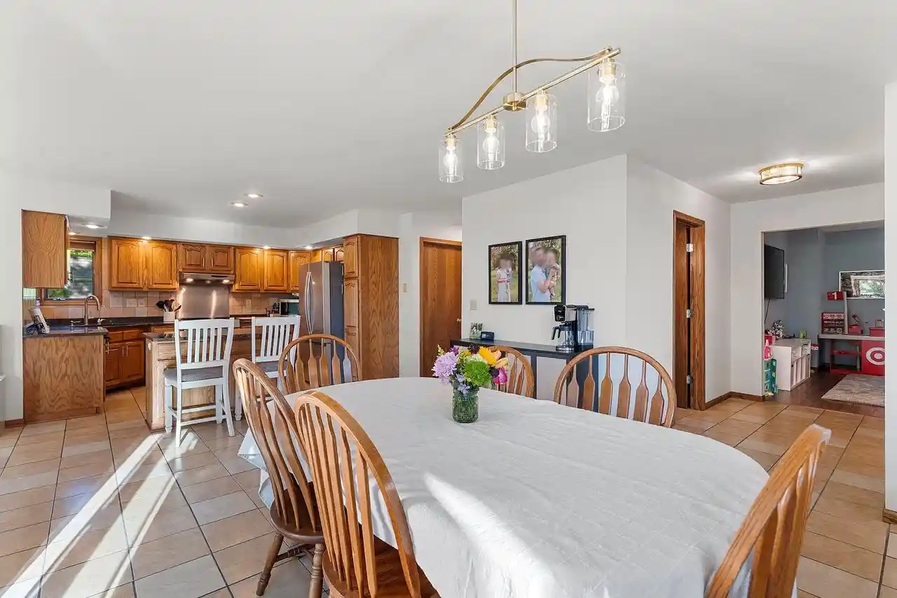 Photo 3 of Single family home for sale at 1611 Hollowbrook Ct, Reedsville, WI 54230 | MLS# 1980862 | Listing updated on 2026-09-18