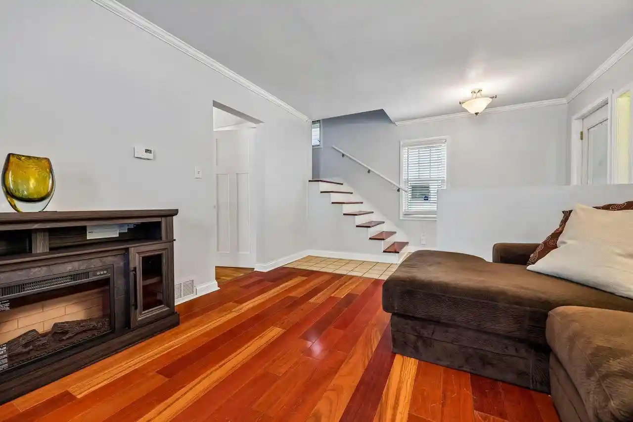 Photo 2 of Single family home for sale at 524 S Oak Park Ct, Milwaukee, WI 53214 | MLS# 1980864 | Listing updated on 2026-09-16